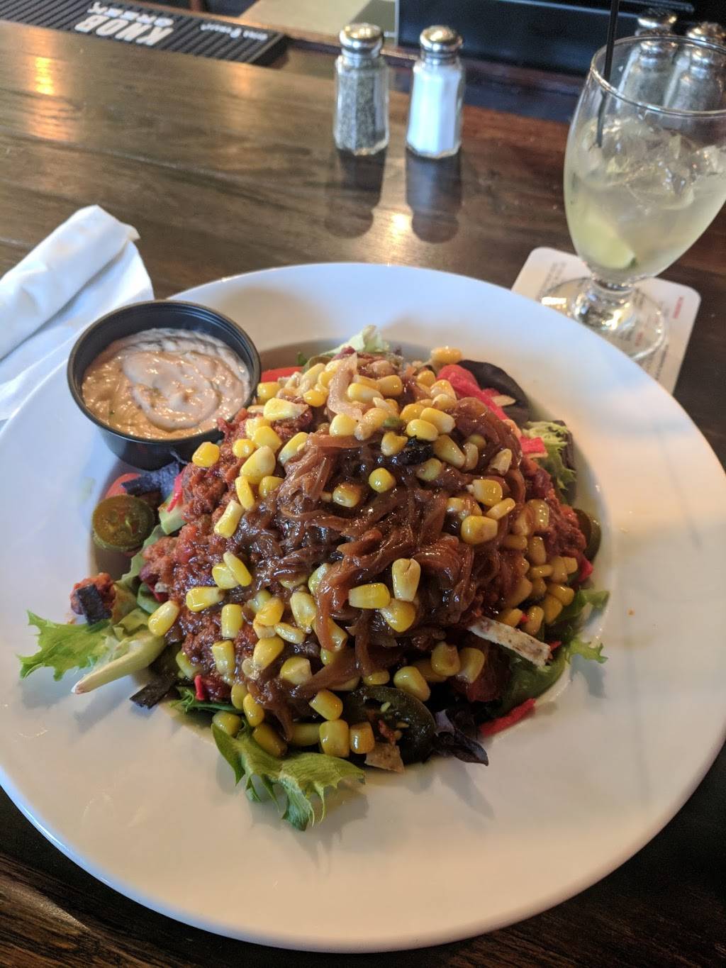 Blackbird Tavern LLC | restaurant | 6 Way Rd, Middlefield, CT 06455, USA | 8603490860 OR +1 860-349-0860