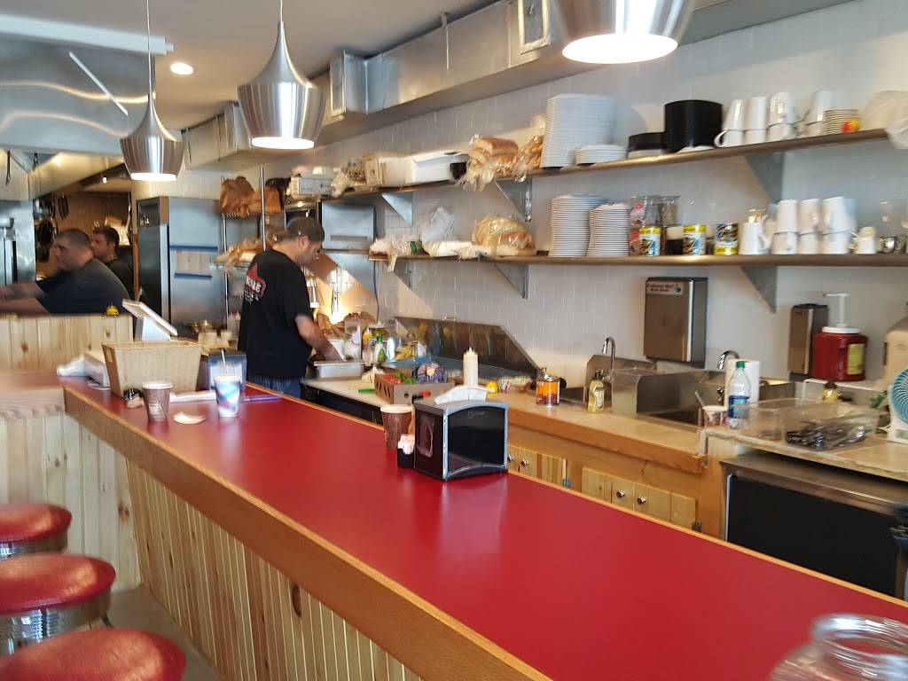 Fanwood Grille | bakery | 34 S Martine Ave, Fanwood, NJ 07023, USA | 9083229500 OR +1 908-322-9500