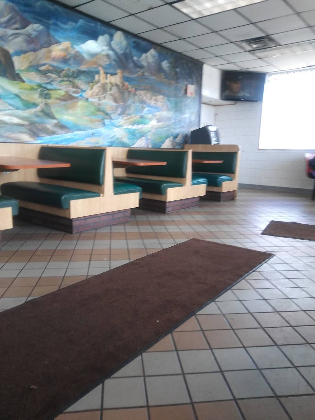 Clay Super Coney Island | restaurant | 1141 Clay St, Detroit, MI 48211, USA | 3138718300 OR +1 313-871-8300