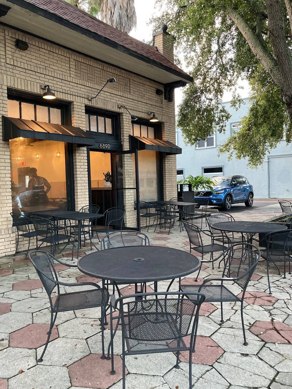 Uptown Eats | cafe | 689-D Dr M.L.K. Jr St N, St. Petersburg, FL 33701, USA | 7278103287 OR +1 727-810-3287