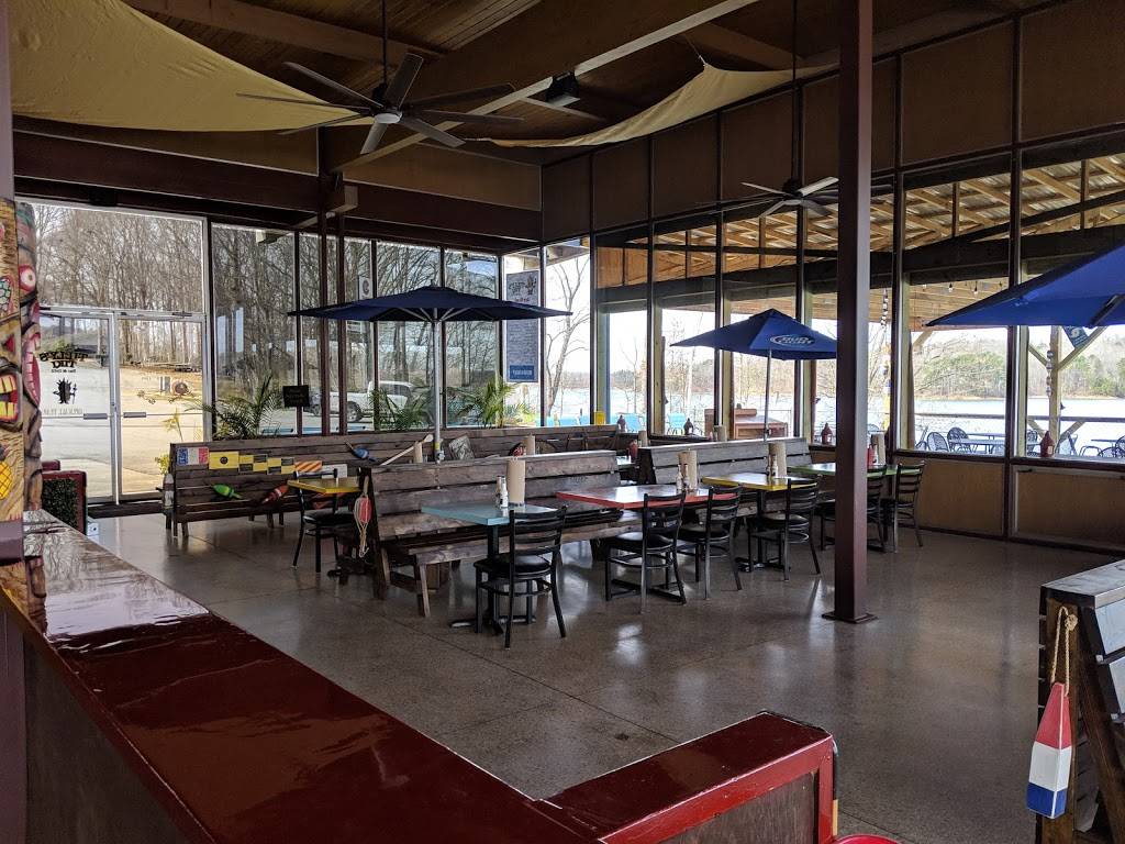 Tillys Tiki Bar and Grill | restaurant | 1476 Harbor Light Marina Rd, Lavonia, GA 30553, USA | 7063560727 OR +1 706-356-0727
