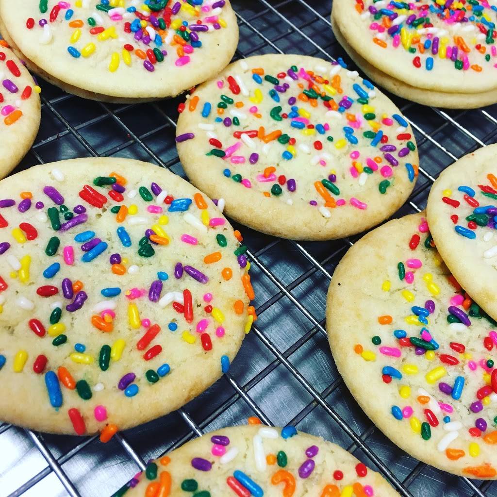 TanniCakes | bakery | 402 W Main St, Newark, OH 43055, USA | 6142097685 OR +1 614-209-7685