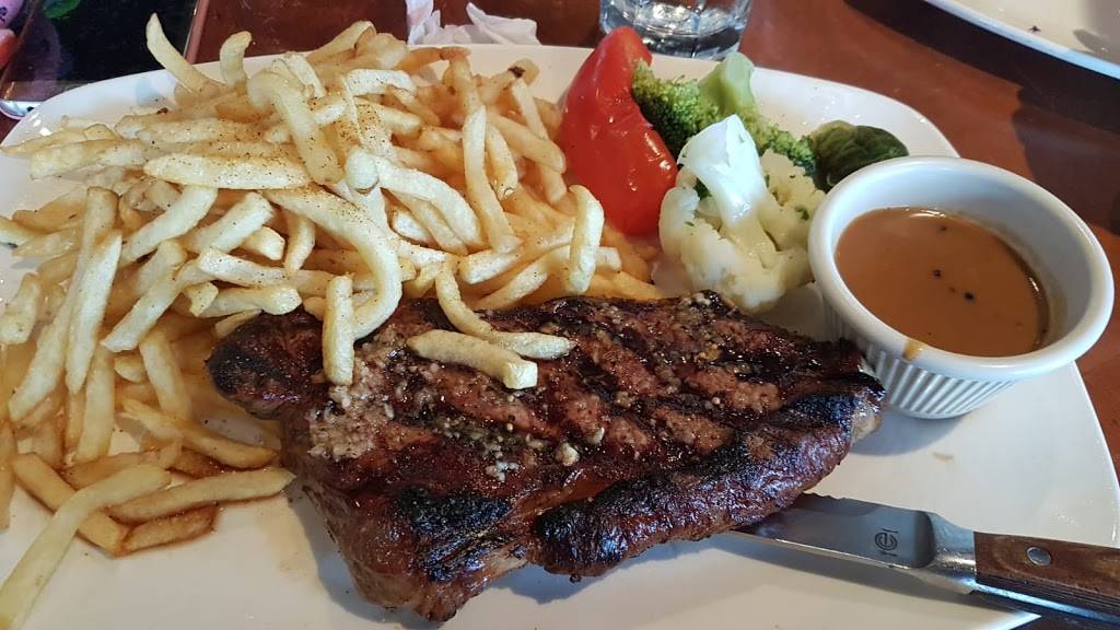 Bâton Rouge Steakhouse & Bar - Siège social | restaurant | 8210 Rte Transcanadienne, Saint-Laurent, QC H4S 1M5, Canada | 5143368885 OR +1 514-336-8885