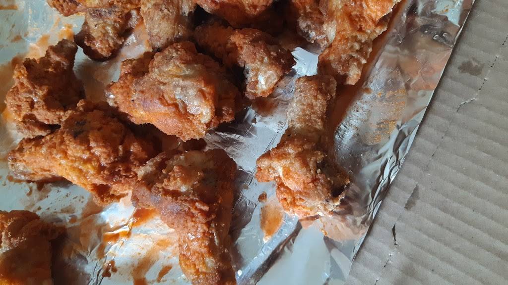 Dominos Pizza | meal delivery | 15281 E Mississippi Ave, Aurora, CO 80012, USA | 3037519500 OR +1 303-751-9500