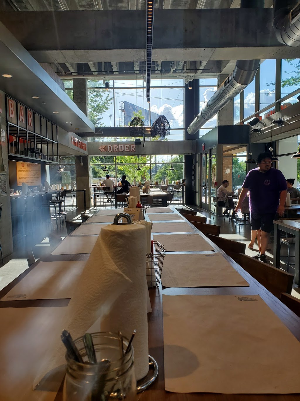 Farm Burger Midtown Atlanta | restaurant | 22 14th St NW Suite D, Atlanta, GA 30309, USA | 4043432888 OR +1 404-343-2888