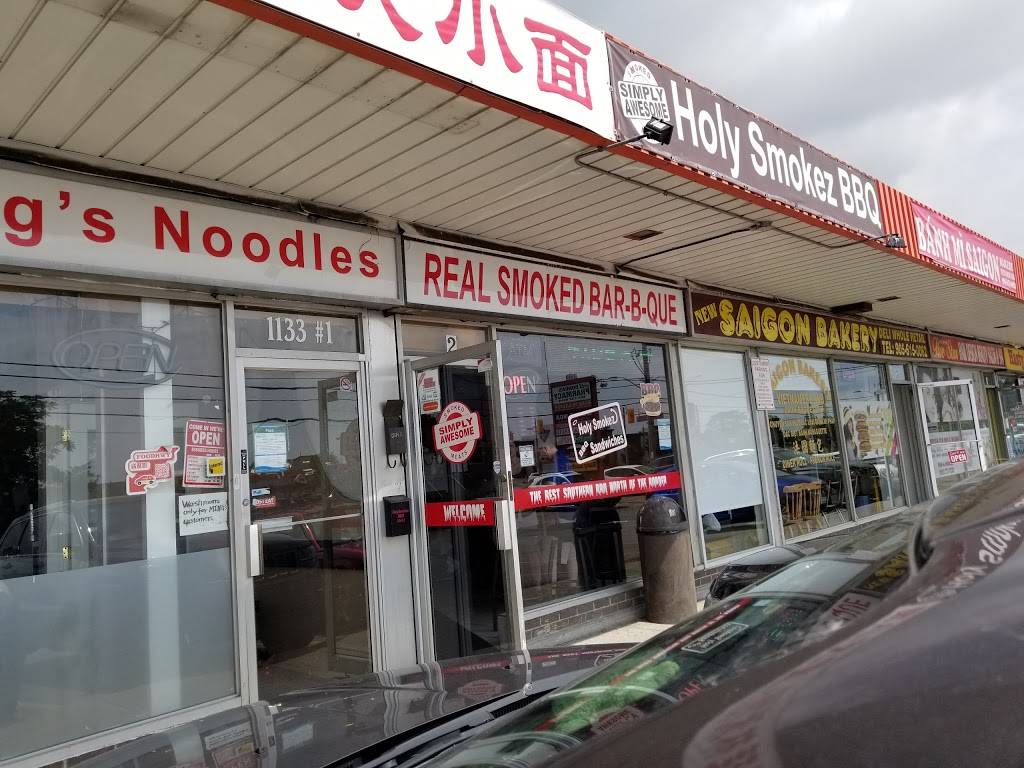 Holy Smokez BBQ Sandwiches | meal takeaway | 1133 Dundas St E, Mississauga, ON L4Y 2C3, Canada | 6477992273 OR +1 647-799-2273