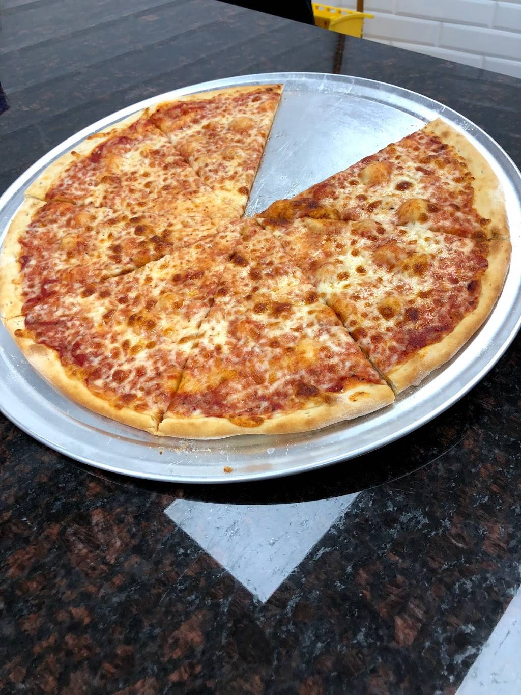 Finest Food House | restaurant | 1075a Liberty Ave, Brooklyn, NY 11208, USA | 7187087611 OR +1 718-708-7611