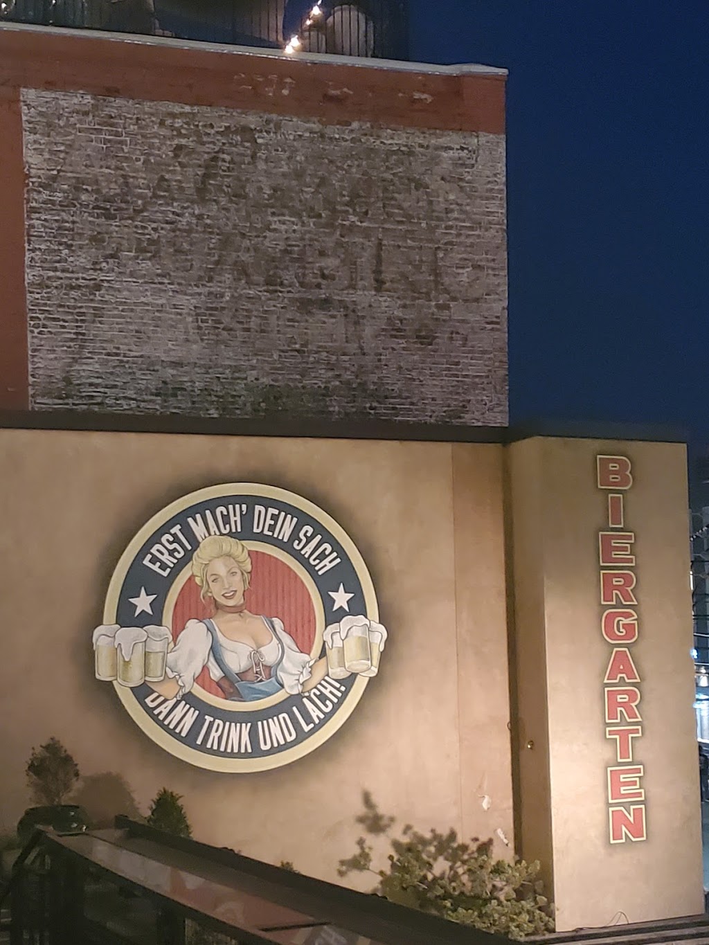 Der Biergarten | restaurant | 300 Marietta St NW, Atlanta, GA 30313, USA | 4045212728 OR +1 404-521-2728