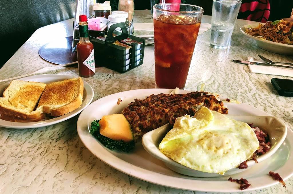 Stuffys II Restaurant | restaurant | 804 Ocean Beach Hwy, Longview, WA 98632, USA | 3604236356 OR +1 360-423-6356