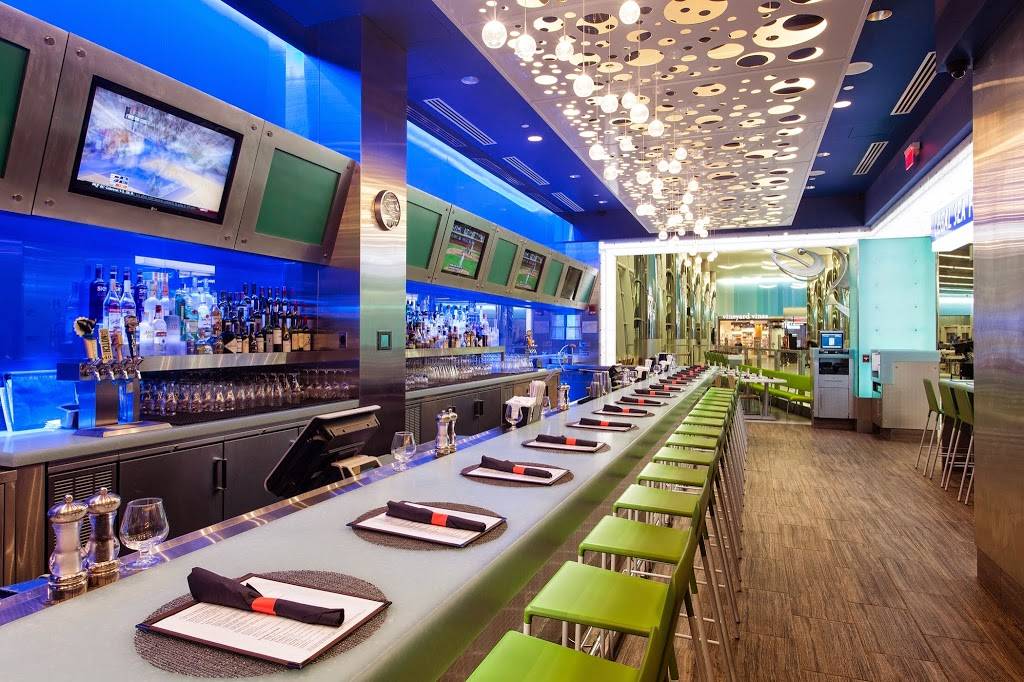 Legal Sea Foods | restaurant | Boston Logan International Airport (BOS), Terminal C, 1 Harborside Dr, Boston, MA 02128, USA | 6175682800 OR +1 617-568-2800