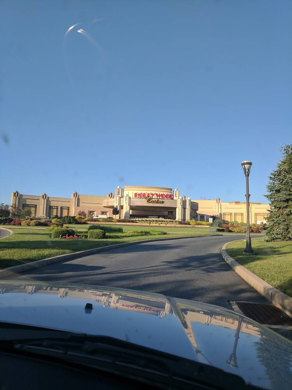 Hollywood Casino at Penn National Race Course | restaurant | 777 Hollywood Blvd, Grantville, PA 17028, USA | 7174692211 OR +1 717-469-2211