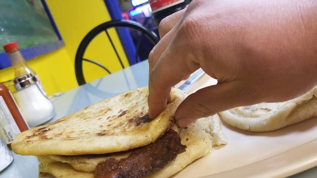 Las Champas | restaurant | 11851 Paramount Blvd, Downey, CA 90241, USA | 5628694610 OR +1 562-869-4610