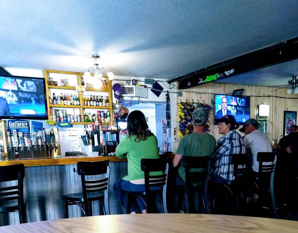 Outskirtz Bar | night club | 8384 40th Ave, Cumming, IA 50061, USA | 5152105502 OR +1 515-210-5502