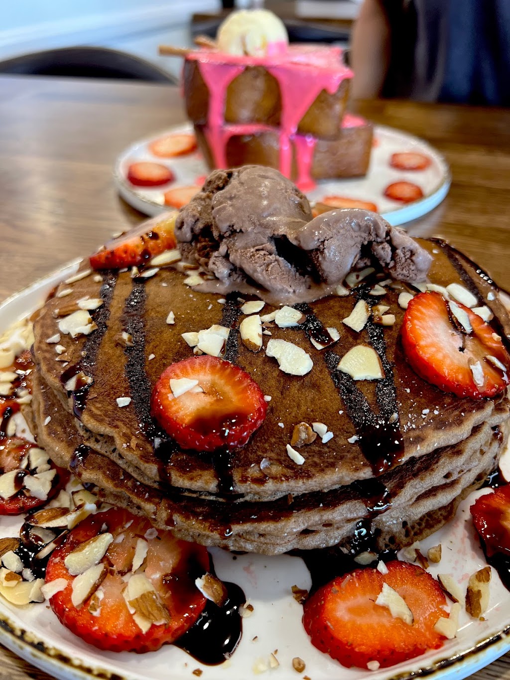 Madres Brunch | restaurant | 2099 E Orangethorpe Ave, Placentia, CA 92870, USA | 7143375374 OR +1 714-337-5374