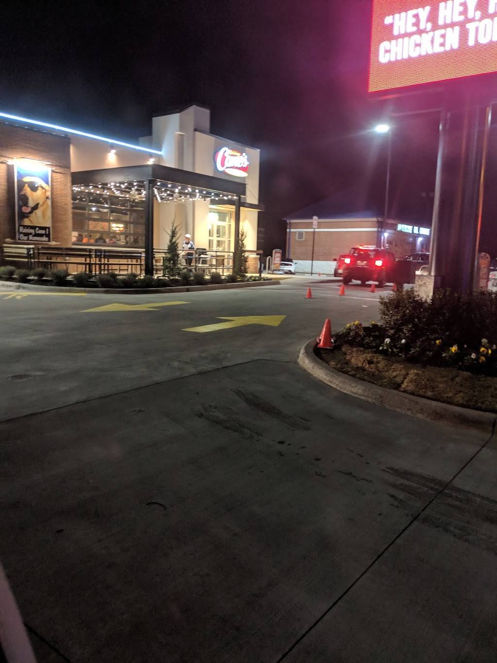 Raising Canes Chicken Fingers | meal takeaway | 805 NW Sheridan Rd, Lawton, OK 73507, USA | 5803573981 OR +1 580-357-3981