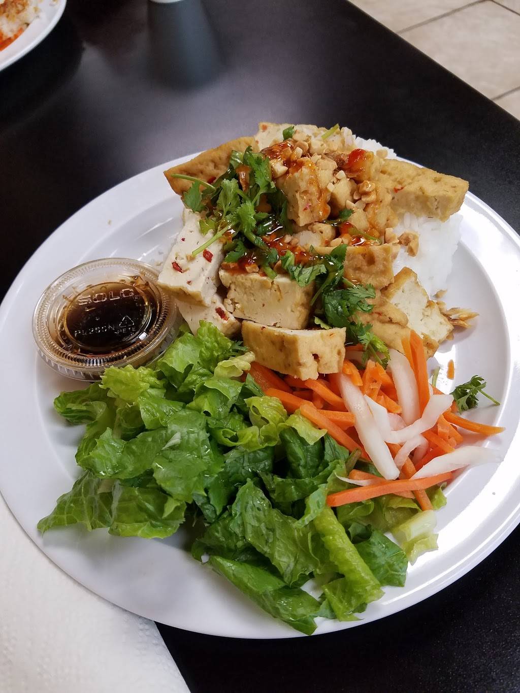 Fresh Rolls | restaurant | 823 Pacific Ave, Tacoma, WA 98402, USA | 2535729064 OR +1 253-572-9064