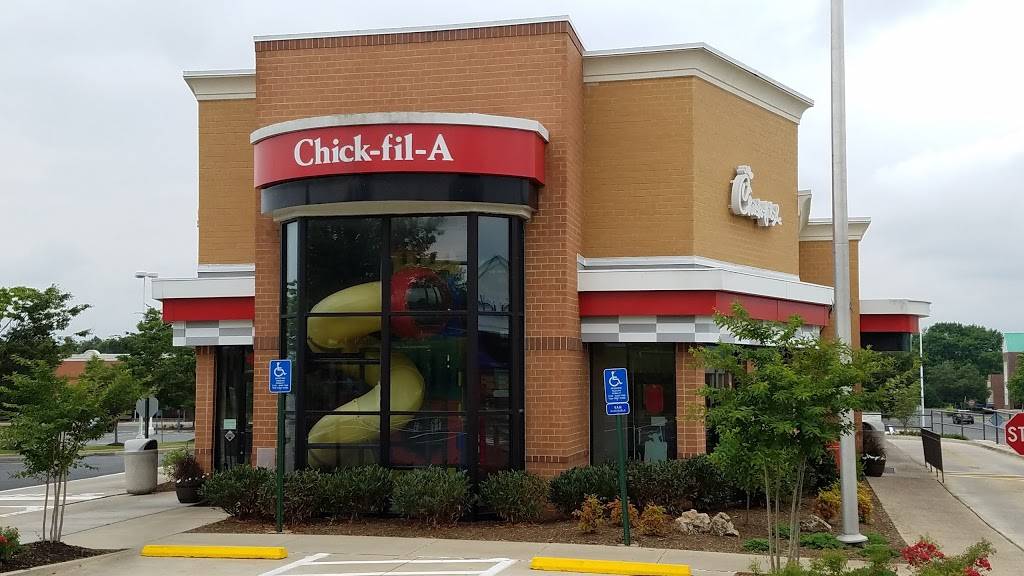 Chick-fil-A | restaurant | 46920 Community Plaza, Sterling, VA 20164, USA | 7034441901 OR +1 703-444-1901