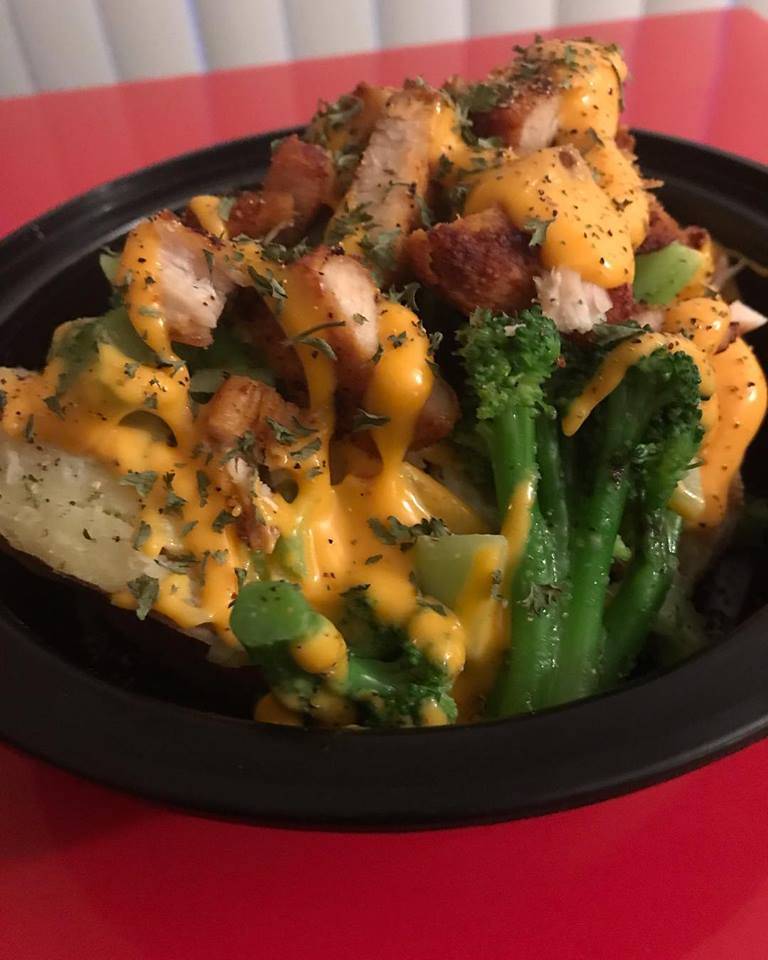 Island Soul Catering LLC | restaurant | 6906 Brooklawn Dr, Louisville, KY 40214, USA | 5027627713 OR +1 502-762-7713