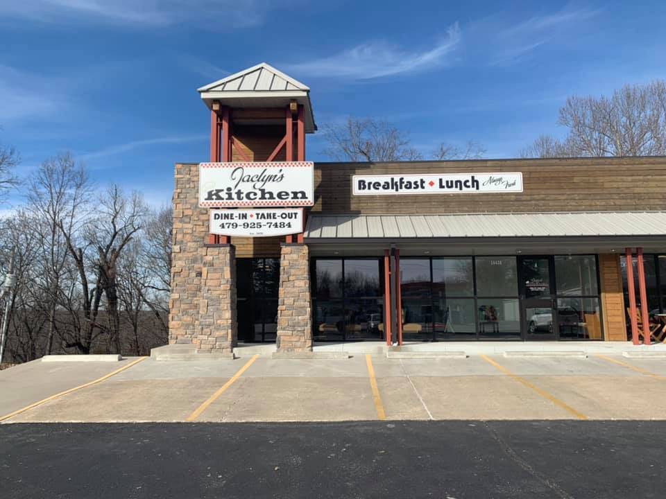 Jaclyns Kitchen | restaurant | 14438 E Hwy 12, Rogers, AR 72756, USA | 4799257484 OR +1 479-925-7484