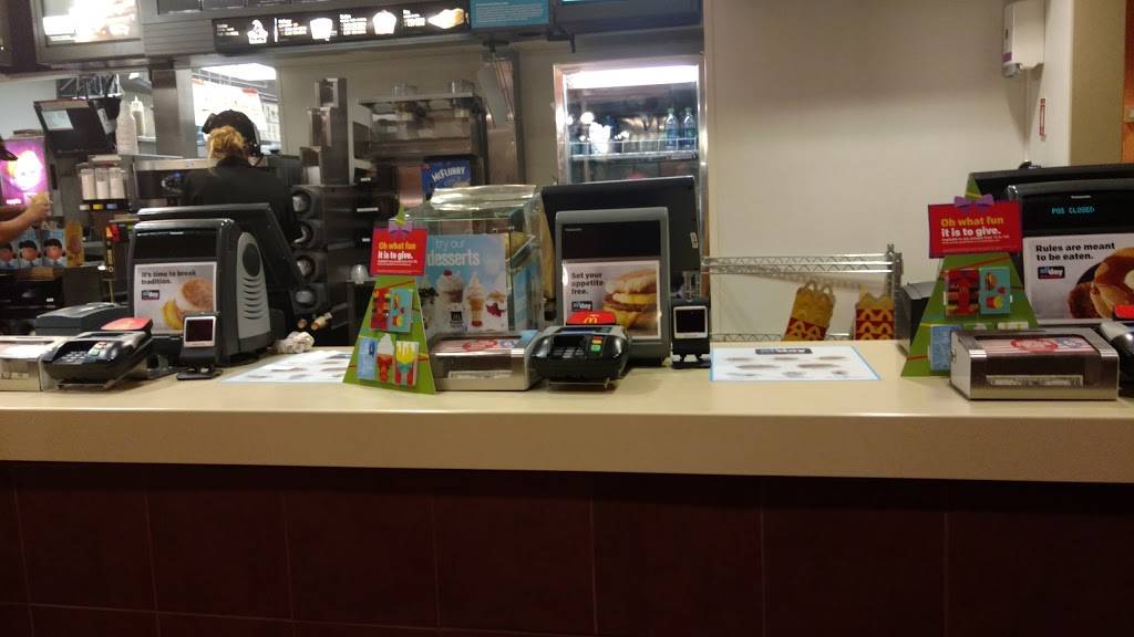 McDonalds | cafe | 133 Leader Heights, York, PA 17403, USA | 7177479191 OR +1 717-747-9191