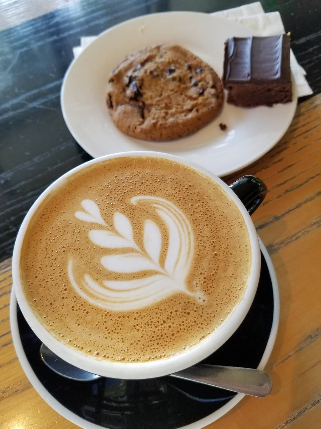 Black Diamond Cafe | cafe | 6399 Christie Ave, Emeryville, CA 94608, USA | 5109229124 OR +1 510-922-9124