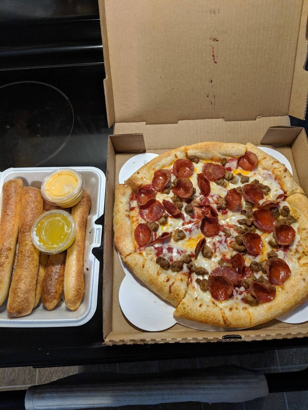 Greeks Pizzeria | restaurant | 4901 N College Ave, Indianapolis, IN 46205, USA | 3176003969 OR +1 317-600-3969