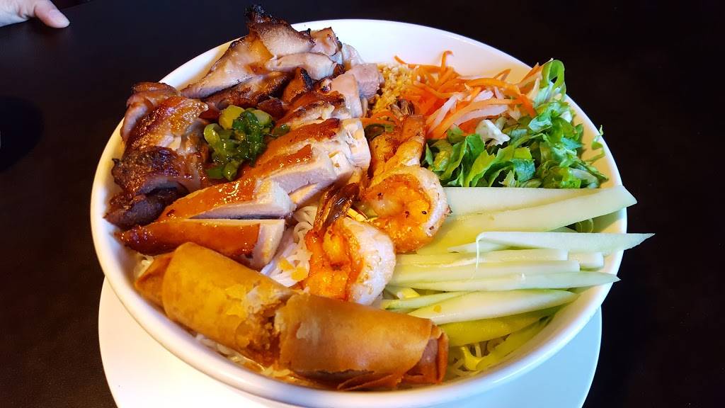 Green Basil | restaurant | 2855 Lawrenceville-Suwanee Rd, Suwanee, GA 30024, USA | 4705891314 OR +1 470-589-1314