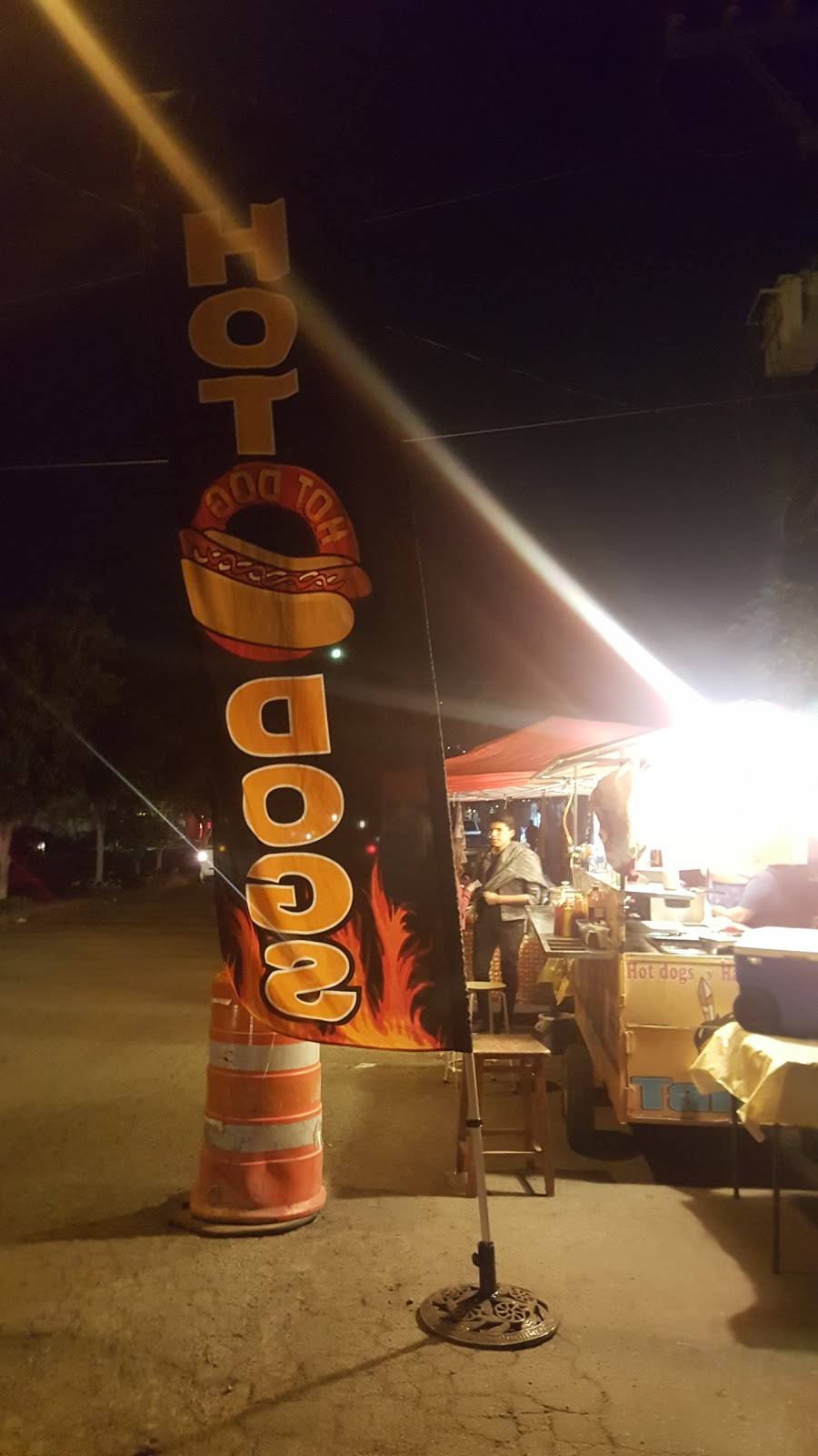 Hot Dogs & Hamburguesas #tanty | restaurant | Paseo del Bosque 25227_1, Del Bosque, Villa Residencial del Bosque, 22204 Tijuana, B.C., Mexico | 016644991115 OR +52 664 499 1115