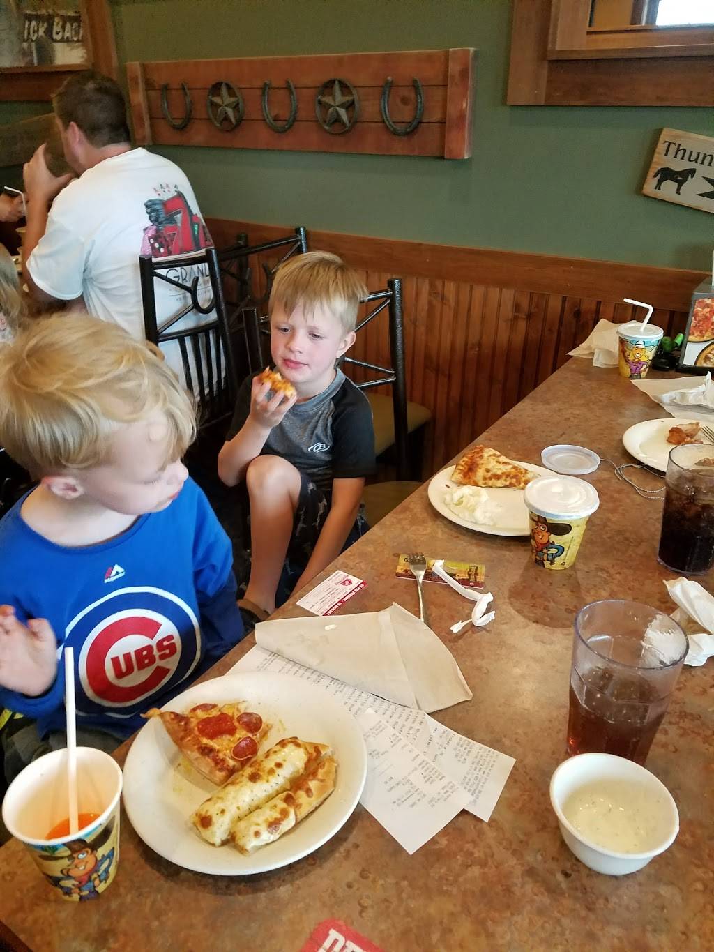 Pizza Ranch | meal delivery | 2905 New Pinery Rd, Portage, WI 53901, USA | 6085661750 OR +1 608-566-1750