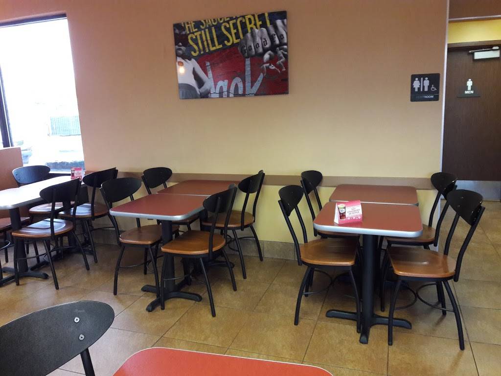 Jack in the Box | restaurant | 6351 N 7th St, Phoenix, AZ 85014, USA | 6022411433 OR +1 602-241-1433