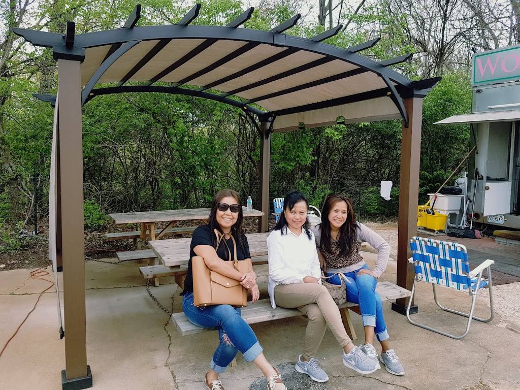 Julies Kitchen | restaurant | Old Missouri 21, Arnold, MO 63010, USA | 6363218515 OR +1 636-321-8515