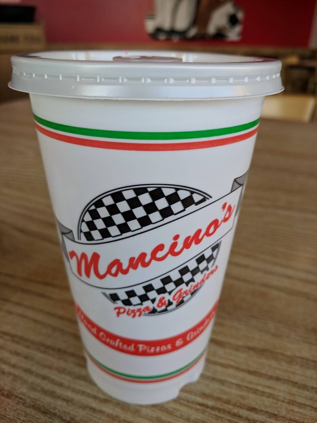 Mancinos Pizza & Grinders | restaurant | 3300 Ridge Rd, Lansing, IL 60438, USA | 7084746337 OR +1 708-474-6337