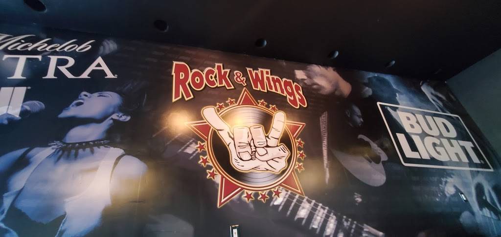 Rock & wings | restaurant | 2858 Niles St, Bakersfield, CA 93306, USA | 6614327743 OR +1 661-432-7743