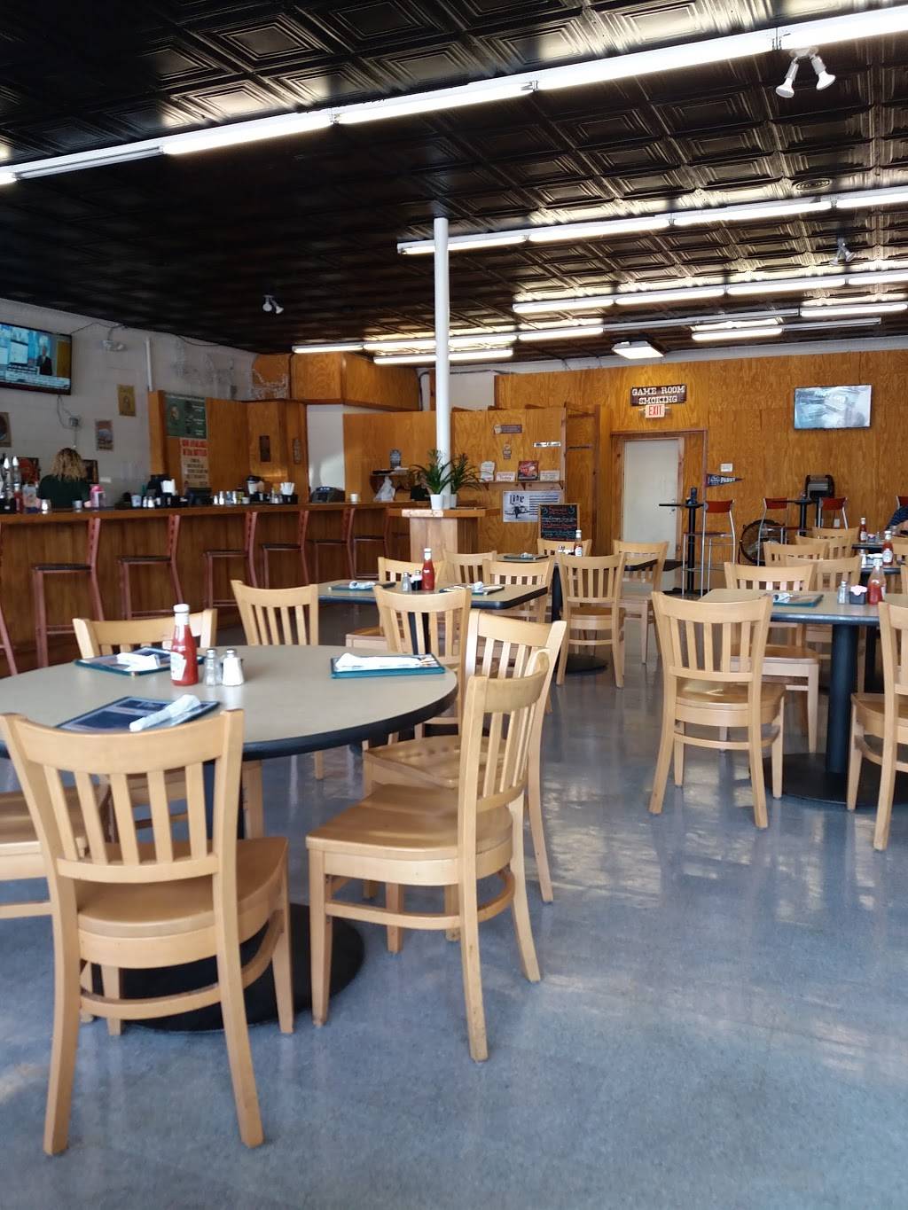 The Vault Restaurant | restaurant | 400 W Williamsburg Rd, Sandston, VA 23150, USA | 8043262423 OR +1 804-326-2423