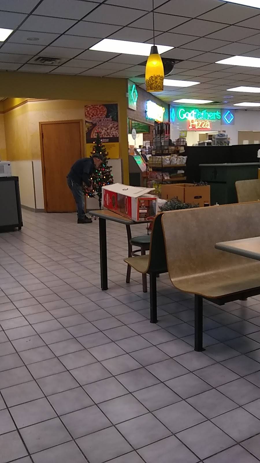 Subway | restaurant | 21193 Coal River Rd, Comfort, WV 25049, USA | 3048373165 OR +1 304-837-3165