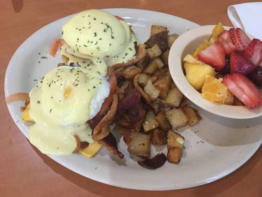 Yogis Deli and Grill | restaurant | 2710 S Hulen St, Fort Worth, TX 76109, USA | 8179214500 OR +1 817-921-4500