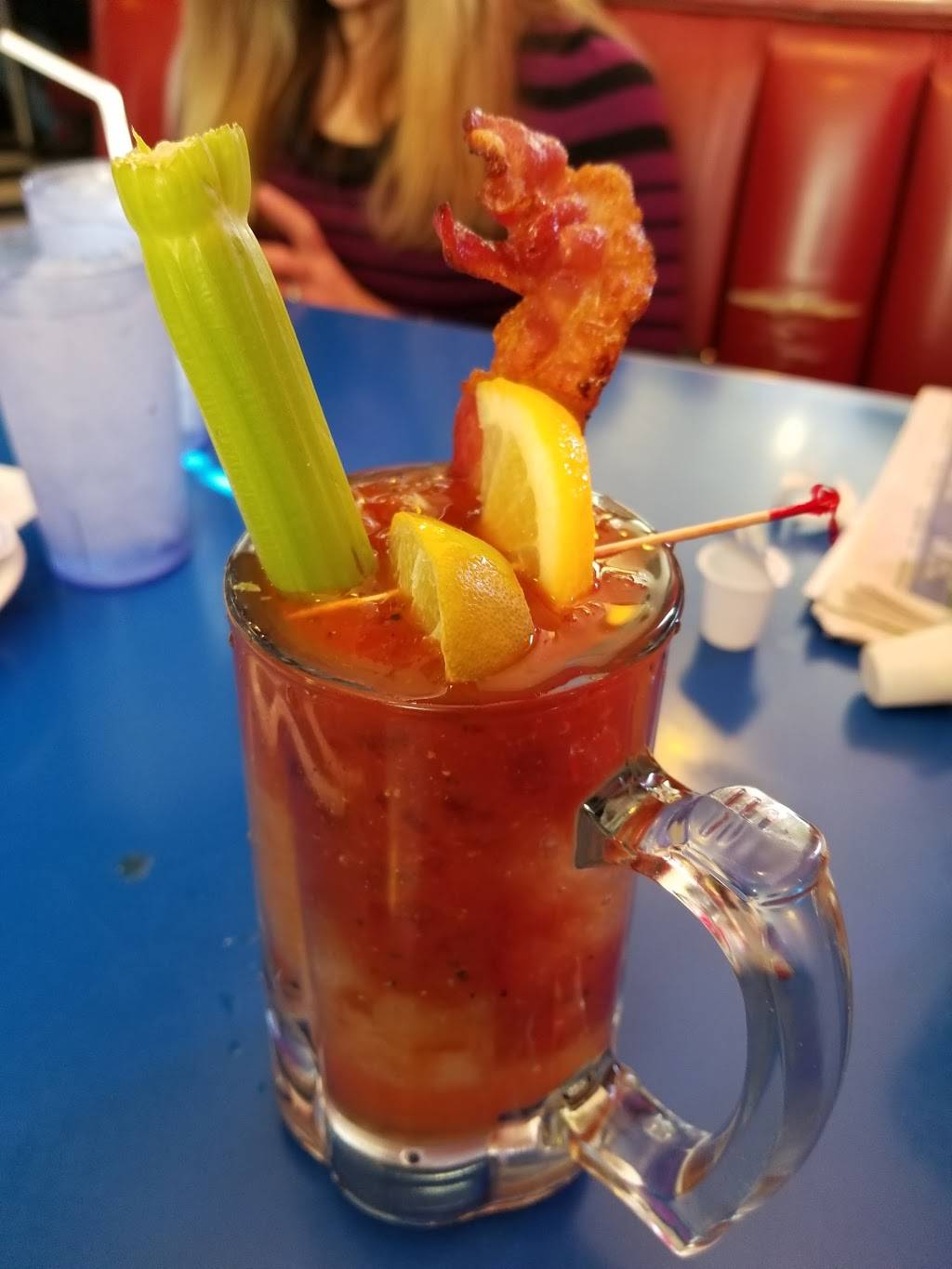 Berts Diner | restaurant | 8972 Grant Line Rd, Elk Grove, CA 95624, USA | 9166866622 OR +1 916-686-6622