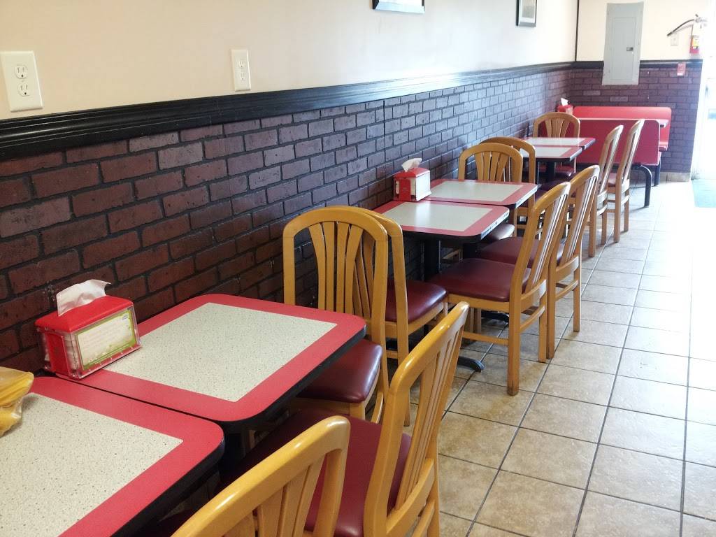 Village Pizza Cafe | restaurant | 911 E County Line Rd, Lakewood, NJ 08701, USA | 7329050955 OR +1 732-905-0955