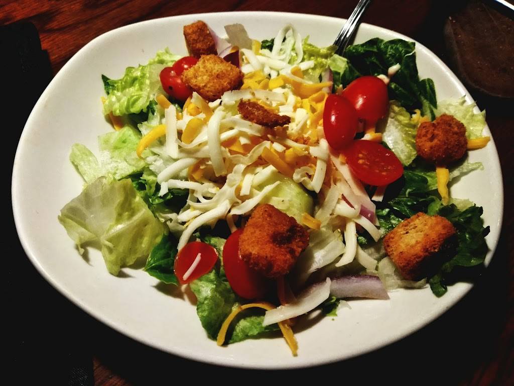 Outback Steakhouse | restaurant | 3121 Albert Lankford Dr, Lynchburg, VA 24501, USA | 4348473646 OR +1 434-847-3646