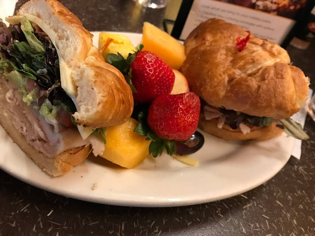 Jasons Deli | restaurant | 9100 N Central Expy, Dallas, TX 75231, USA | 2147391800 OR +1 214-739-1800