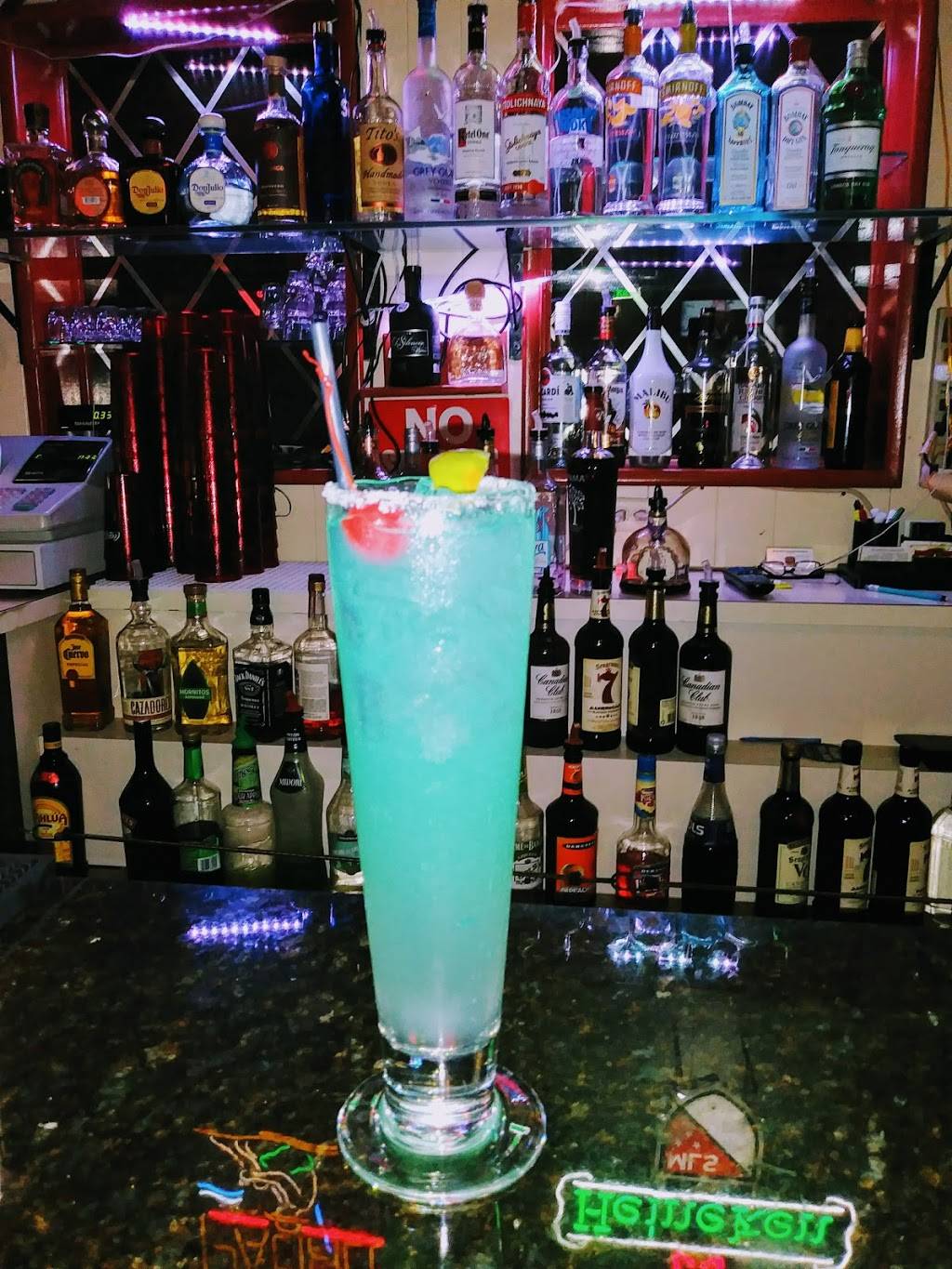 Casa Grande Mexican Bar | restaurant | 30 W 11th St, Tracy, CA 95376, USA | 2098365344 OR +1 209-836-5344