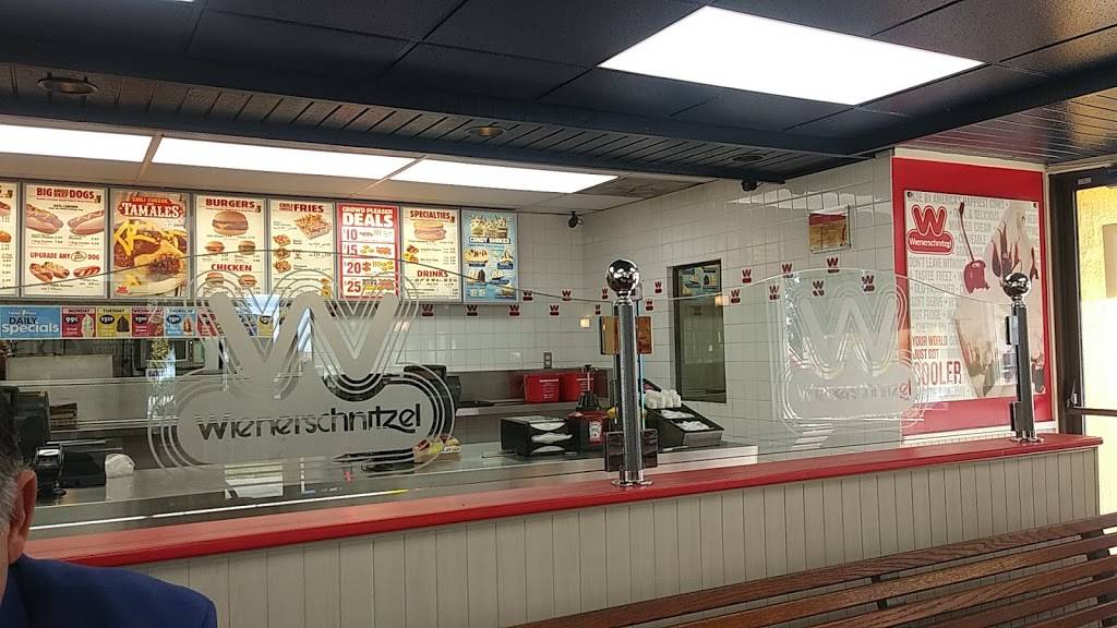 Wienerschnitzel | restaurant | 11901 Central Ave, Chino, CA 91710, USA | 9096289098 OR +1 909-628-9098