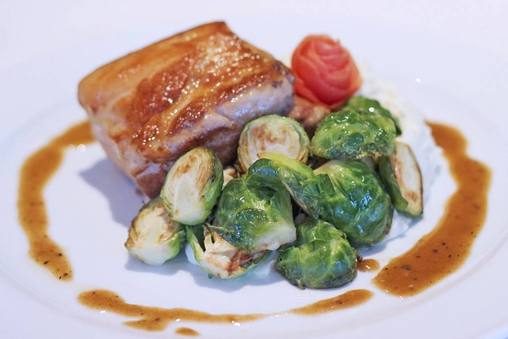 Crafted Americana | restaurant | W4240 State Rd 50, Lake Geneva, WI 53147, USA | 2622493832 OR +1 262-249-3832