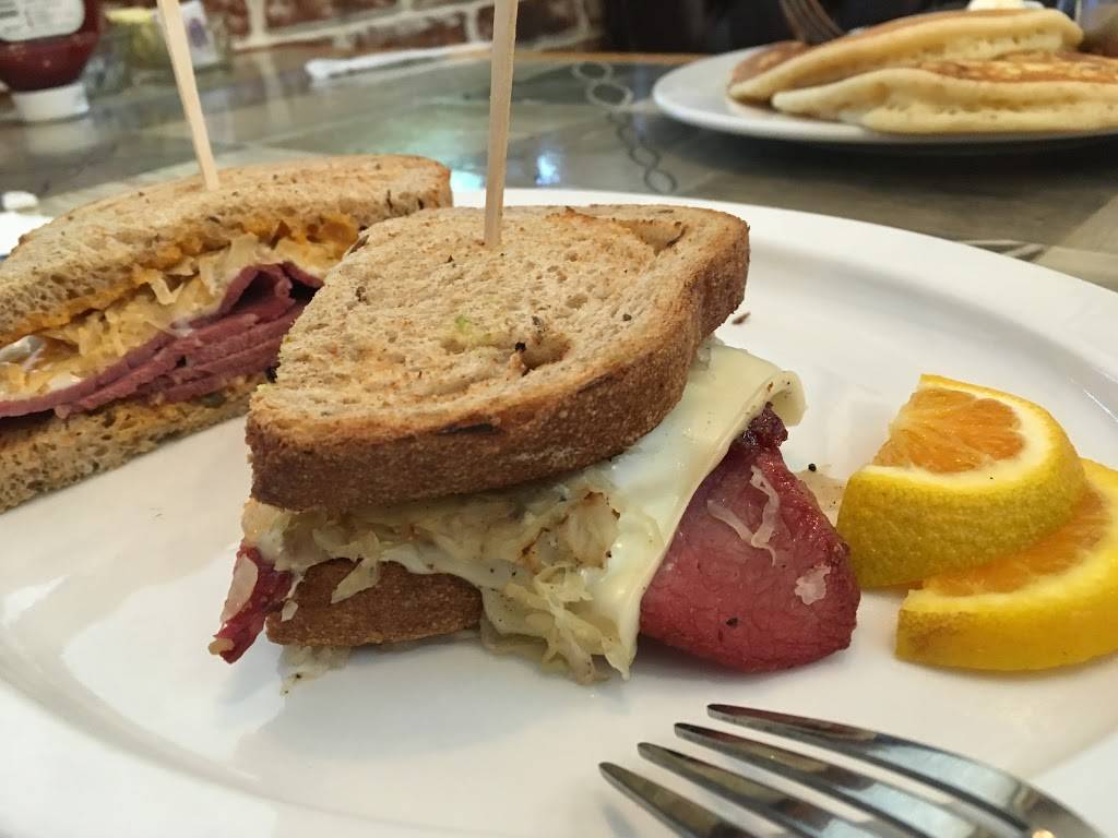 833 Brick Cafe | restaurant | 833 E Stanley Blvd, Livermore, CA 94550, USA | 9256679160 OR +1 925-667-9160