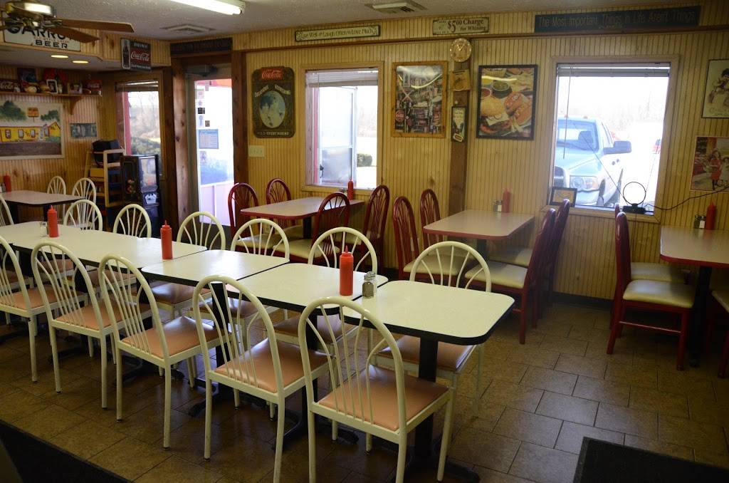 Hot-Dogs Plus | restaurant | 2303 S 11th St, Niles, MI 49120, USA | 2696842633 OR +1 269-684-2633