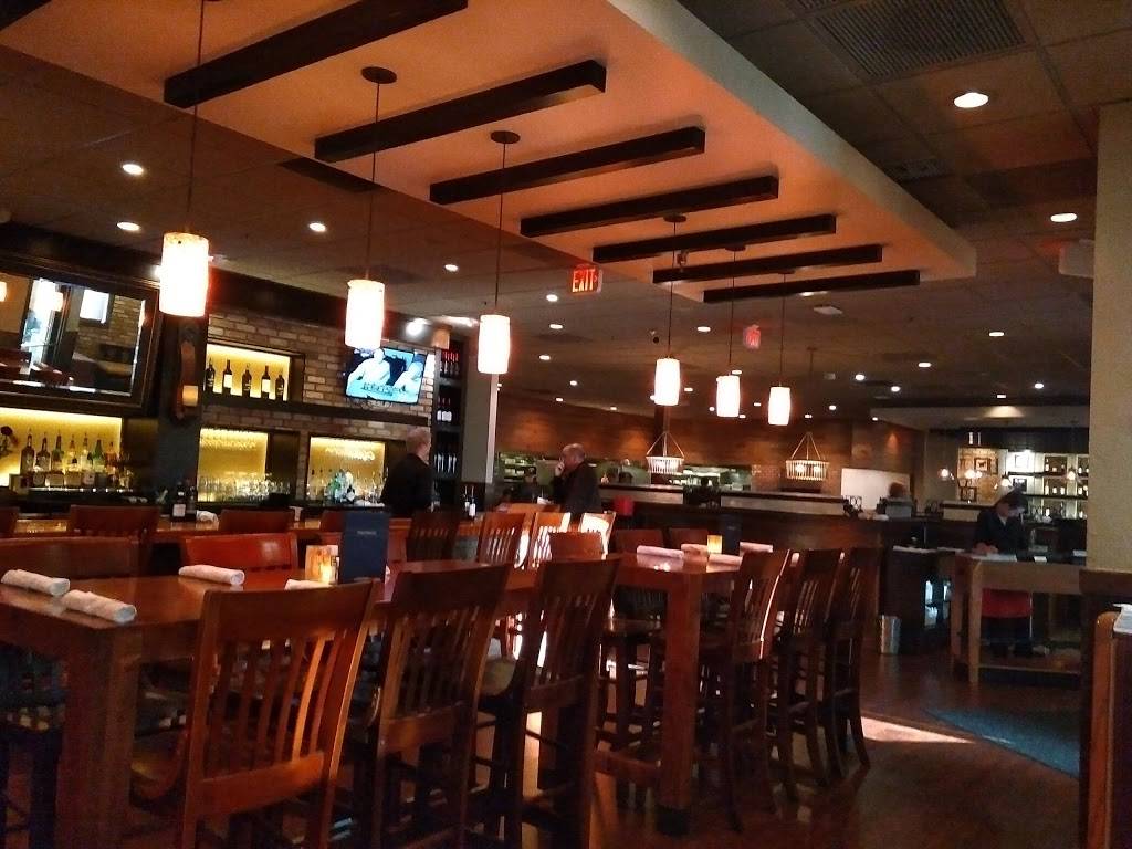 Carrabbas Italian Grill | restaurant | 900 Miamisburg Centerville Rd, Washington Township, OH 45459, USA | 9374389690 OR +1 937-438-9690