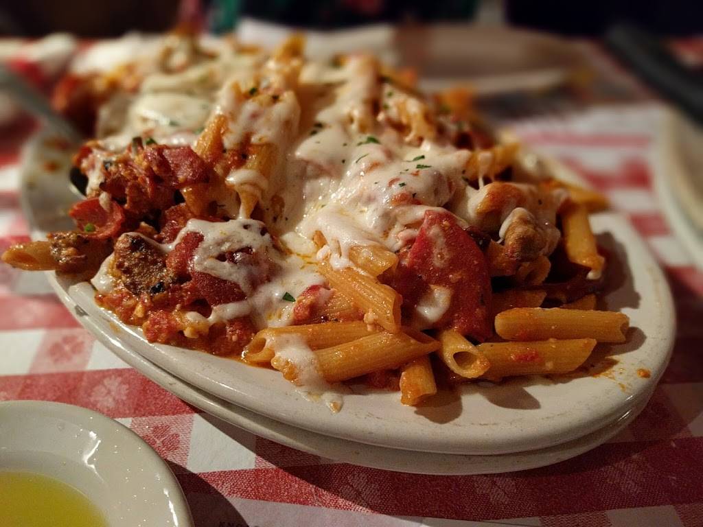 Buca di Beppo Italian Restaurant | restaurant | 643 Emerson St, Palo Alto, CA 94301, USA | 6503290665 OR +1 650-329-0665