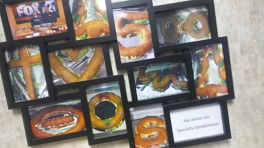 Pomodoros Pasta & Subs | restaurant | 3618 Jeffco Blvd, Arnold, MO 63010, USA | 6364641600 OR +1 636-464-1600