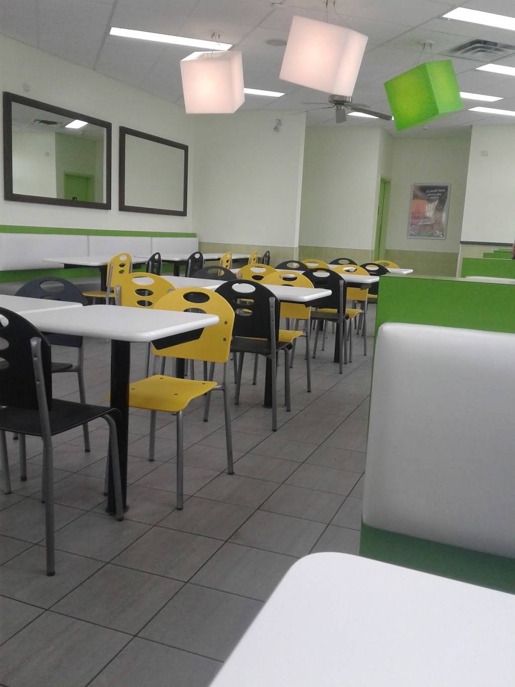 Restaurant Lafleur | restaurant | 116 Boulevard Industriel, Repentigny, QC J6A 4X7, Canada | 4506560005 OR +1 450-656-0005