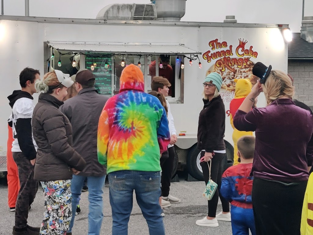 The Funnel Cake Kings | restaurant | 2500 Plank Rd, Altoona, PA 16601, USA | 8149417522 OR +1 814-941-7522